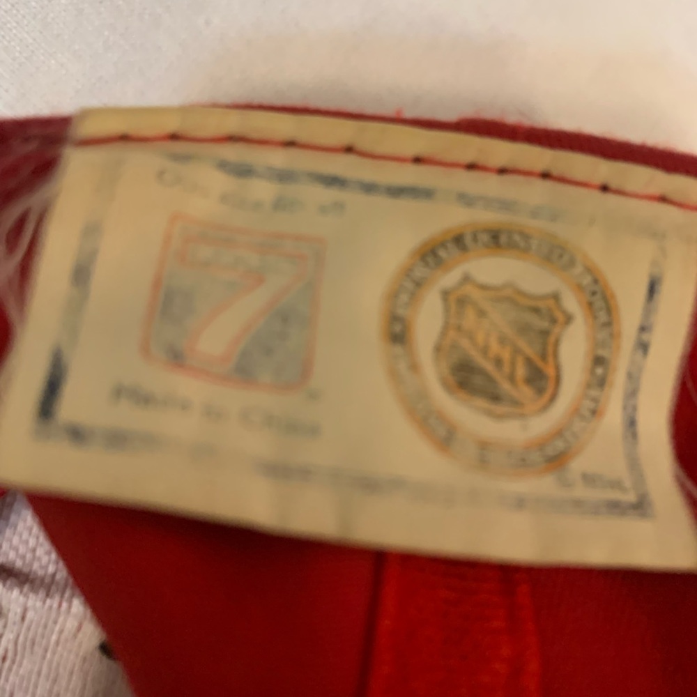 Red wings - Picture 4 of 7